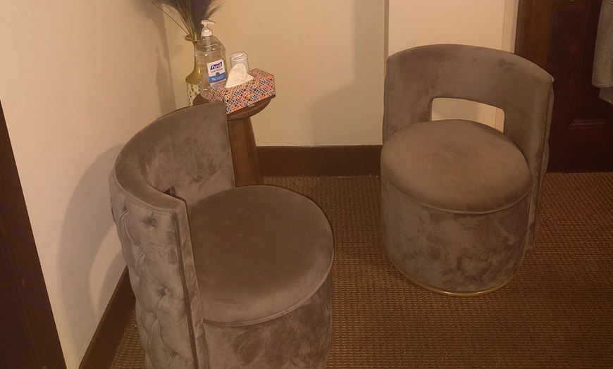 Image 3: Unwind with One, Three, or Five 60-Minute Swedish Massage Sessions