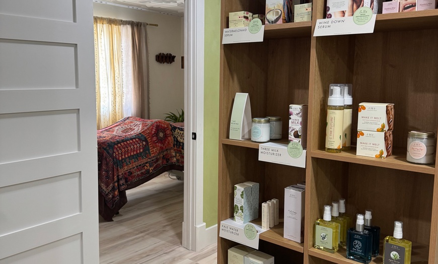 Image 4: Unwind and Relax: Hot Bamboo, Cupping and Heat Therapy 