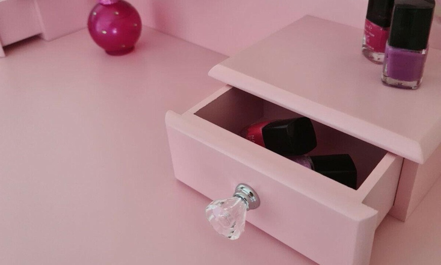 Image 4: Hollywood-Themed Dressing Table with Heart Shaped Mirror and Stool