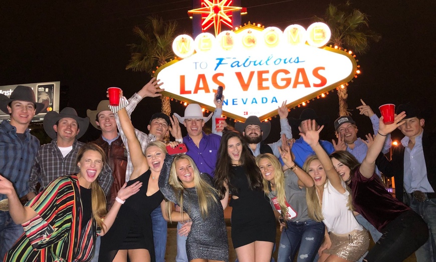 Image 2: Enjoy Admission for One, Two, Four, or Eight to Vegas Nightclub Crawl!