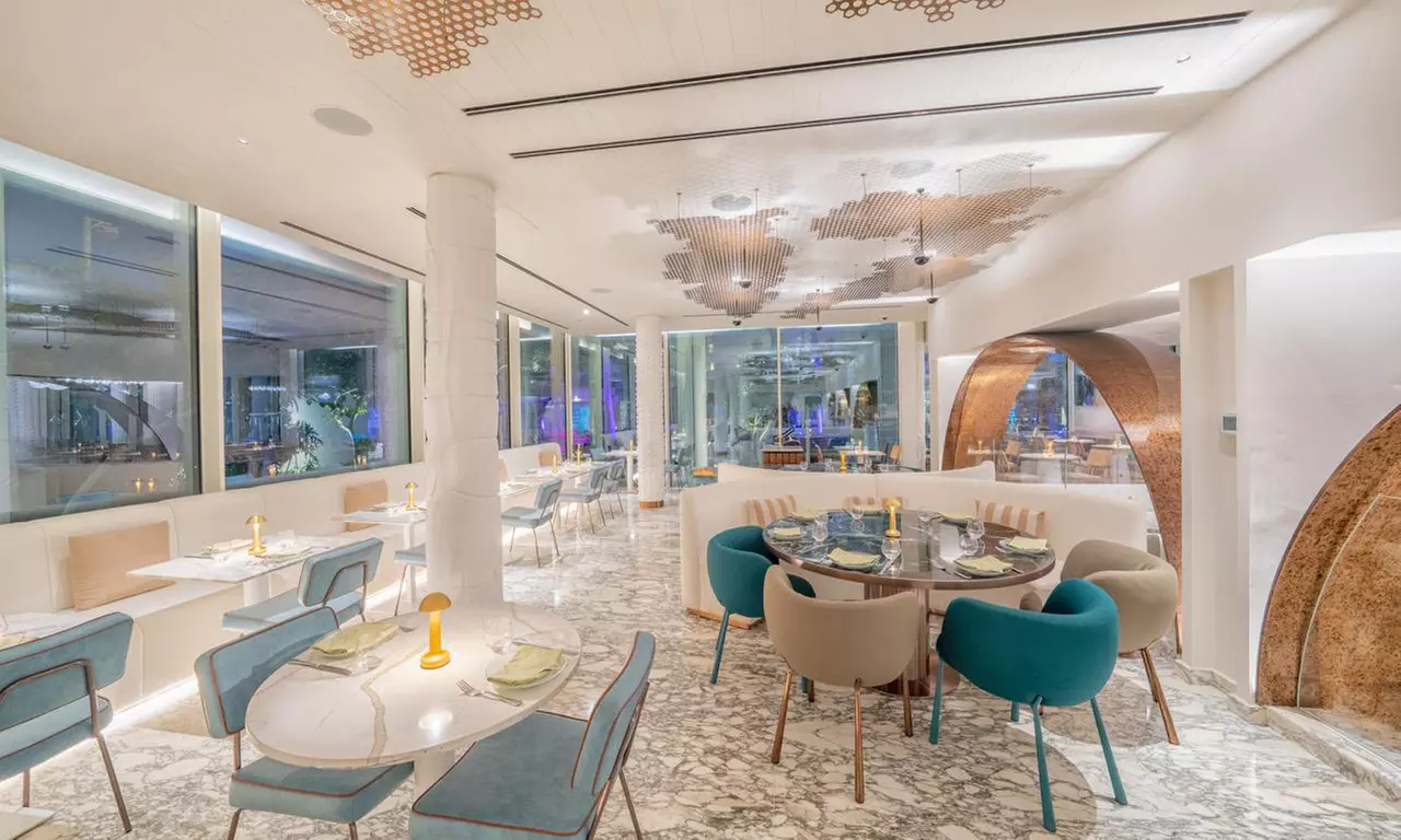 Three Course Premium Set Menu with 1 Soft beverage For Up to 4 People