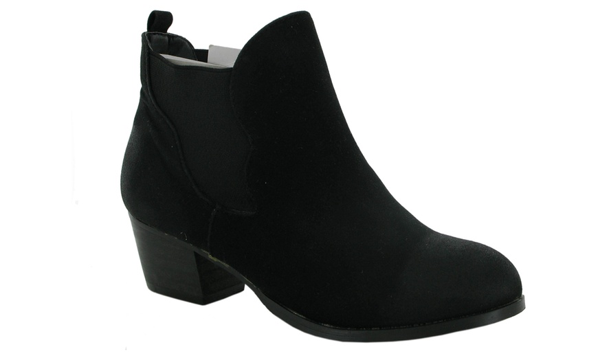 Image 5: Women's Wedge Heel Ankle Boots