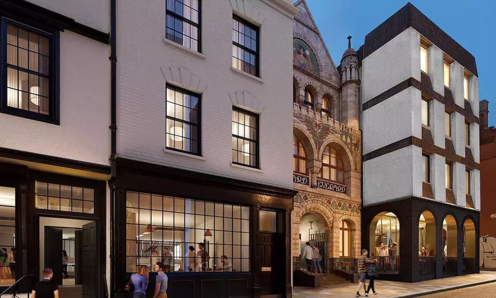 4* City Center Bliss in Bristol: Deluxe or Executive Room for 2