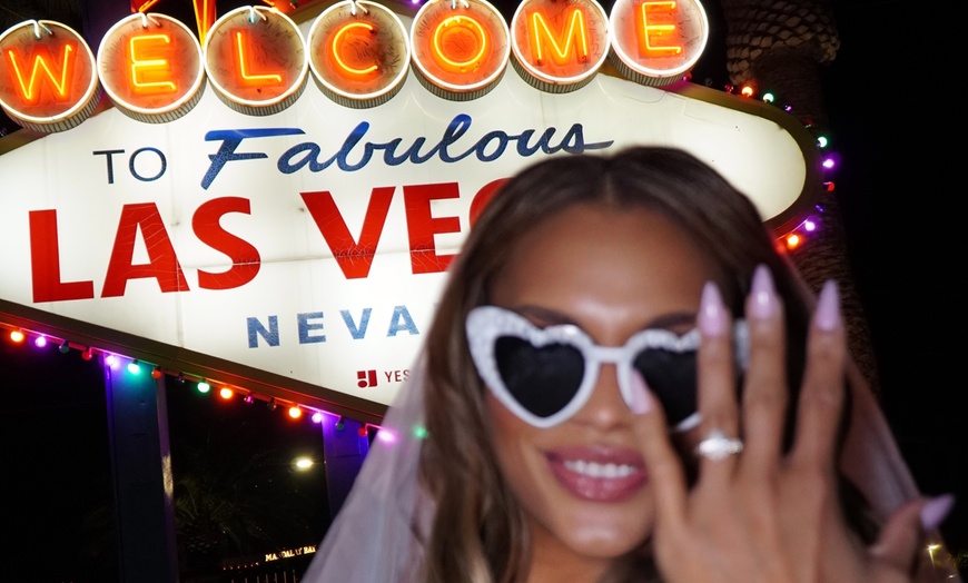 Image 4: Hip Hop Club Crawl – Up to 53% Off Party Bus and Club Crawl