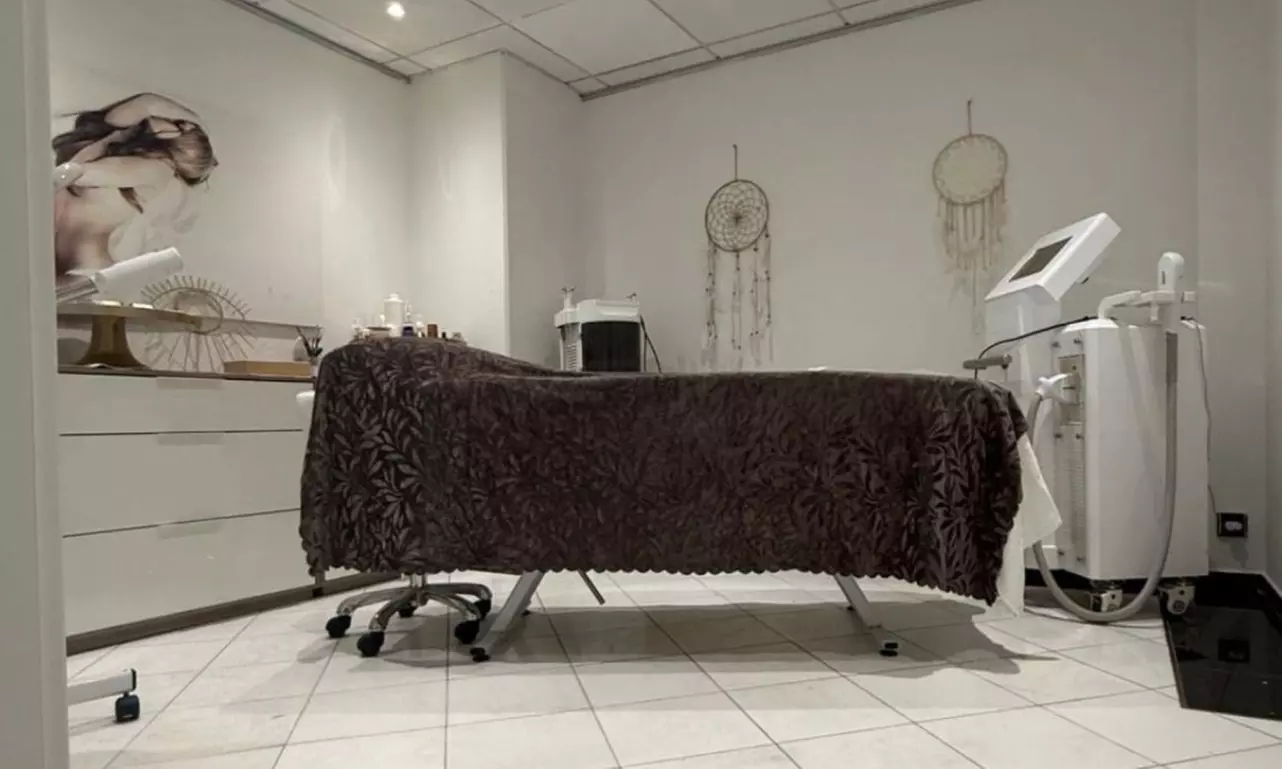 75 Min. brasilianische Ganzkörper-Lymphdrainage für 1 Dame