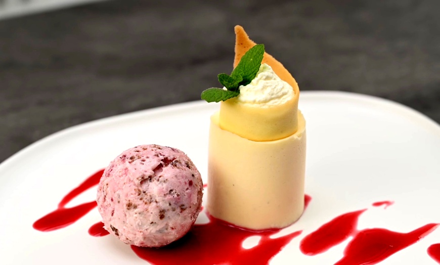 Image 2: Weekend Dining: Starters, Mains, Desserts & Drinks