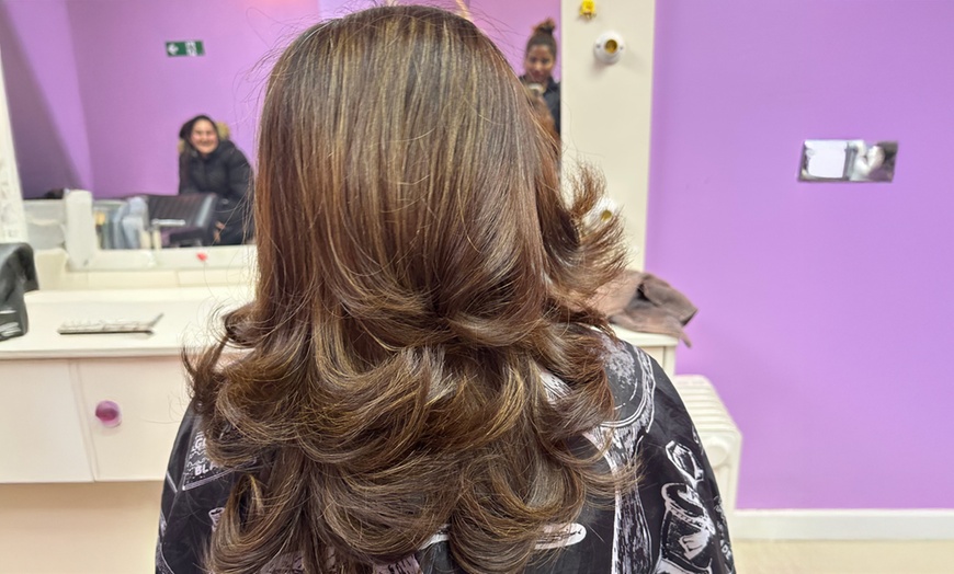 Image 2: Wash, Cut, Blow Dry, Conditioning, Highlights, Colour, or Balayage