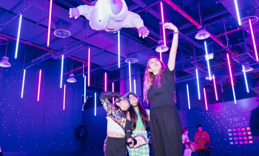 Image 17: Glide into Fun: Enjoy 45-Min Skate Rental for 1, 2, or 4 People 