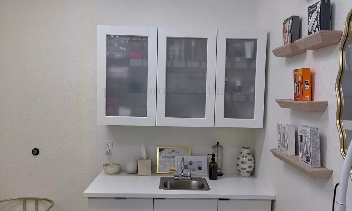 Brazilian or Manzilian Waxing Sessions for Smooth Lasting Results