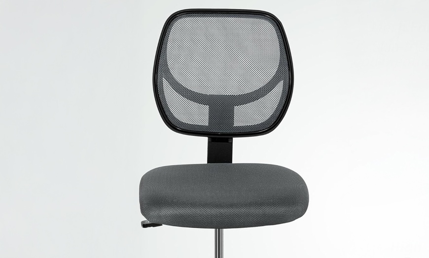 Image 10: Vinsetto Ergonomic Mesh-Back Chair
