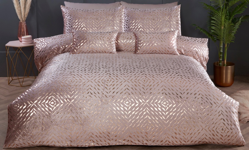 Image 6: Bellagio Gold Foil Embellished Duvet Set