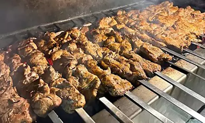 Armenisches 2- oder 3-Gänge-Menü mit Grillplatte für 2 oder 4 Personen