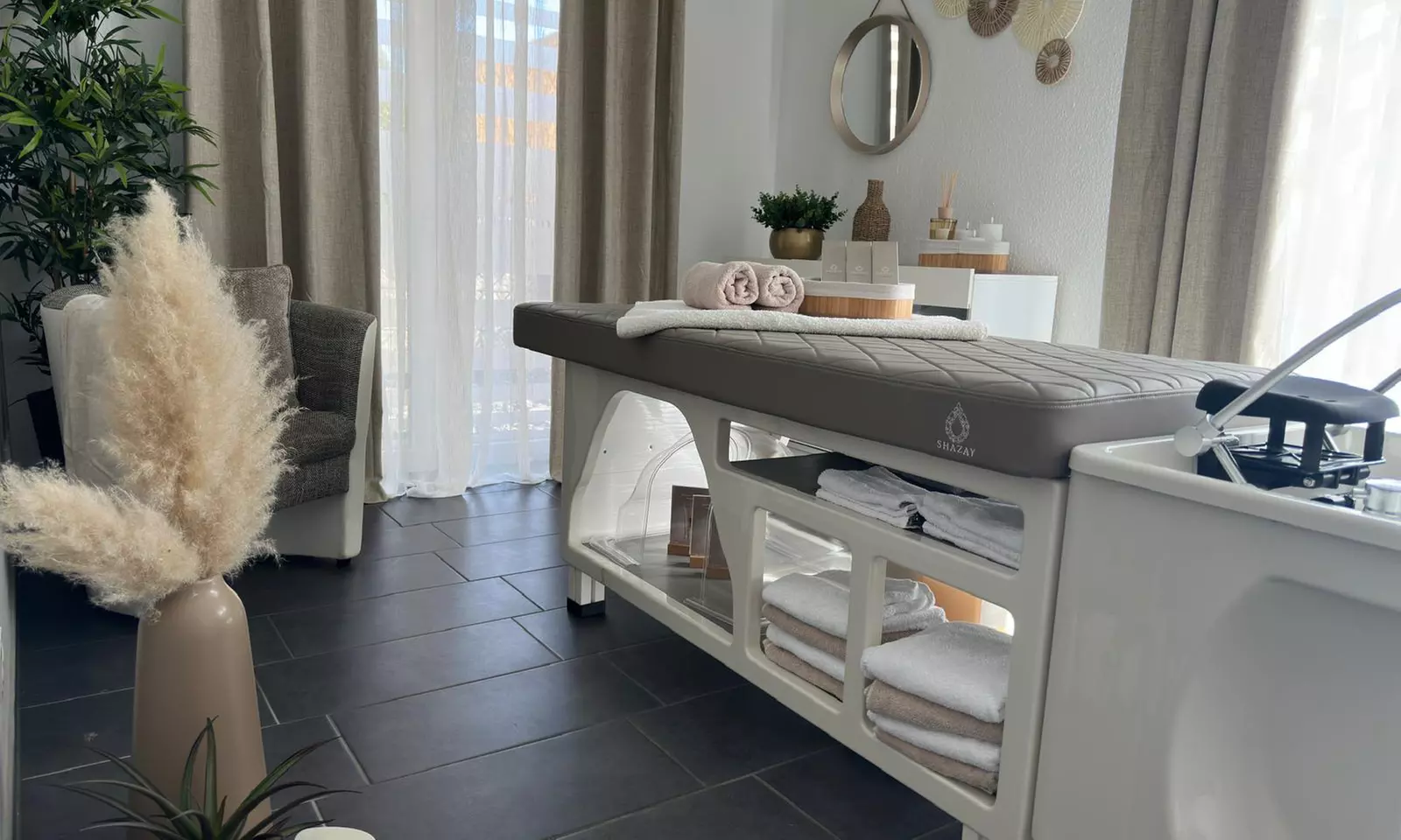 45 oder 90 Min. Head Spa inkl. Föhnen oder ohne/selbst Föhnen