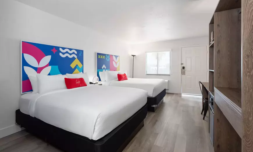 Double Queen Room