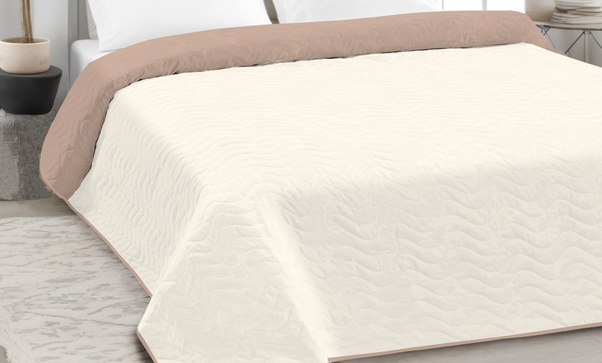 Image 8: Couvre-lit double-face