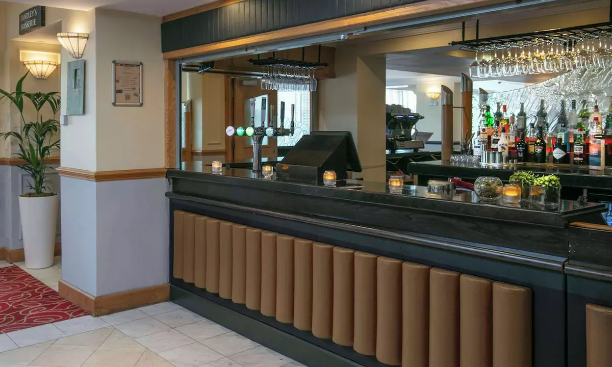 Merseyside, Liverpool: Stay with Breakfast, Spa Treatment & Dinner