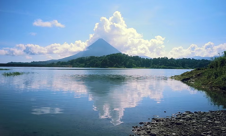 Image 23: ✈ 8-Night Costa Rica Volcano and Beach Vacation w/Air, SUV