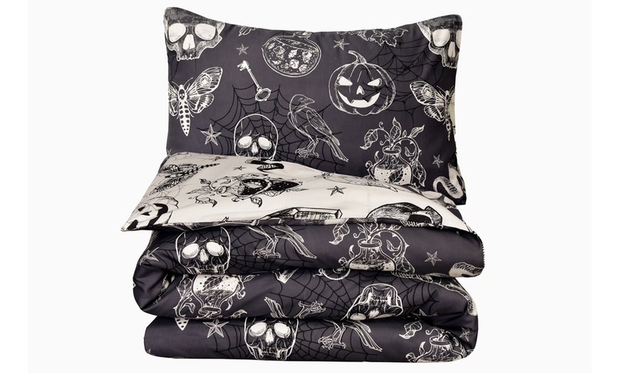 Image 2: Smart Living Reversible Mystical Gothic Duvet Cover and Pillowcases