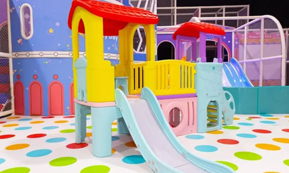 Entrada general con acceso a 12 zonas de juego y Rincón de los Padres