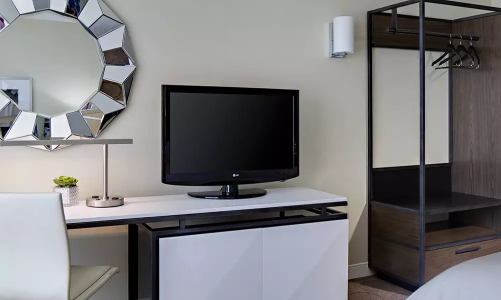 Stay at Renaissance Las Vegas Hotel, Nevada