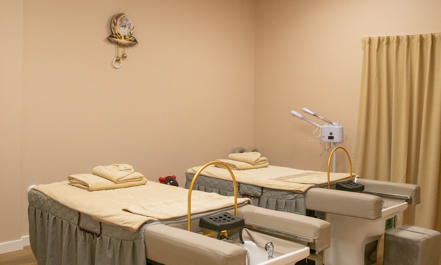 Image 4: Luxury Head Spa Treatment with Massage on Neck & Scalp for 1 or 2