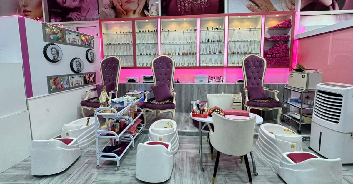 Full Set Of One By One Eyelash With Thick Look Full Set Of One By One Eyelash With Thick Look