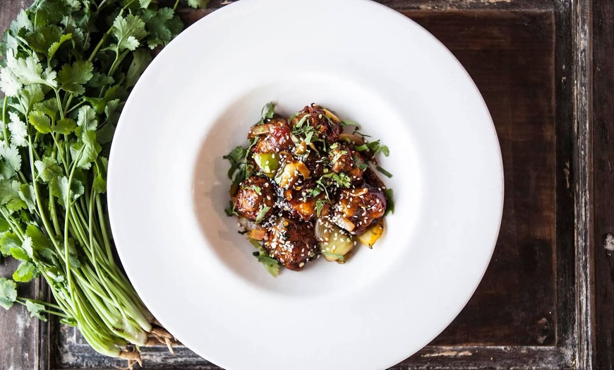 Image 5: Banquet Feast for Two, Three, Seven, or Ten People