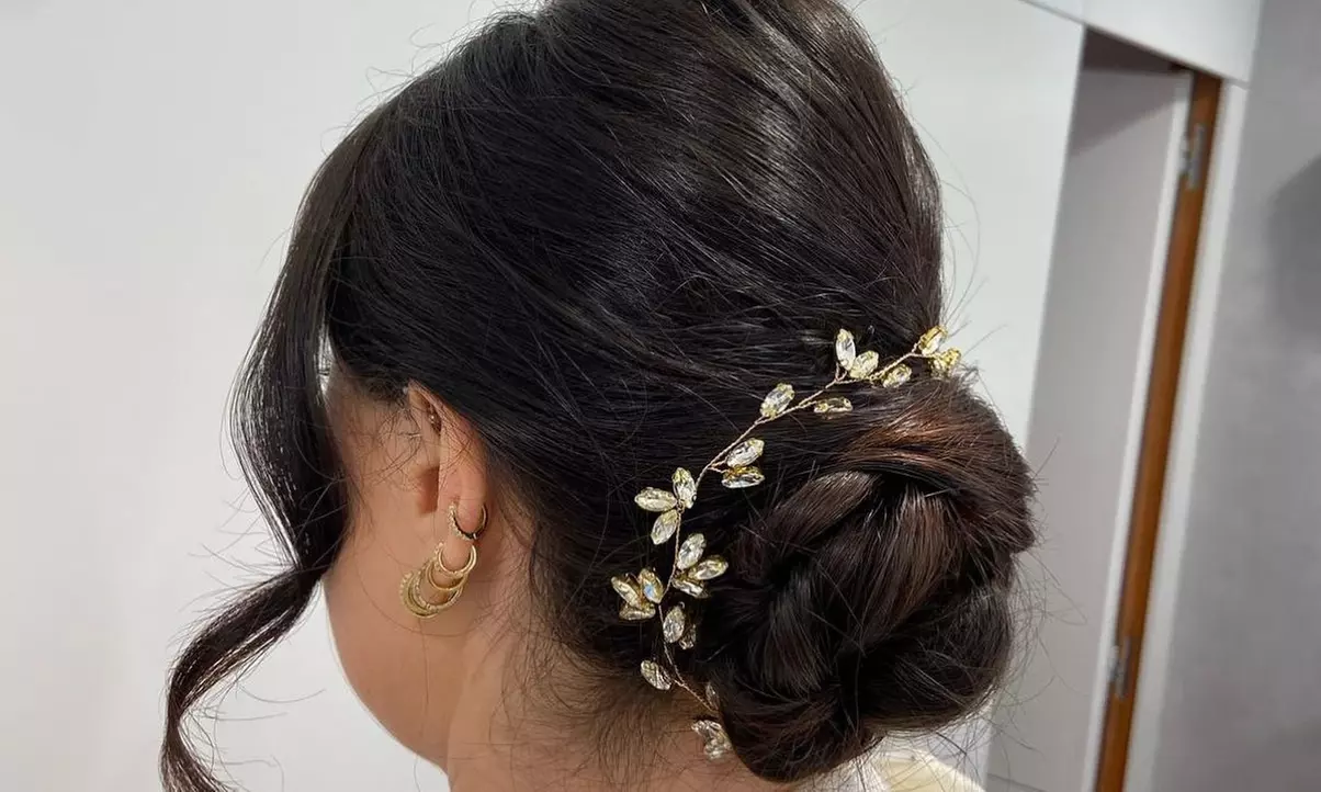 Luce una melena más suave y lisa con Alisado de Keratina u Orgánico