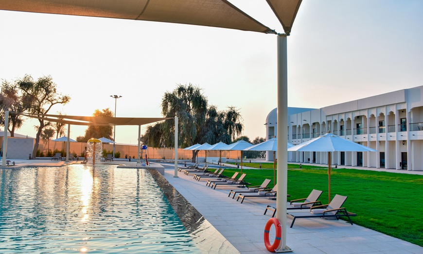 Image 5: 4* Abu Dhabi: One or Two-Night Stay with Breakfast or Half Board