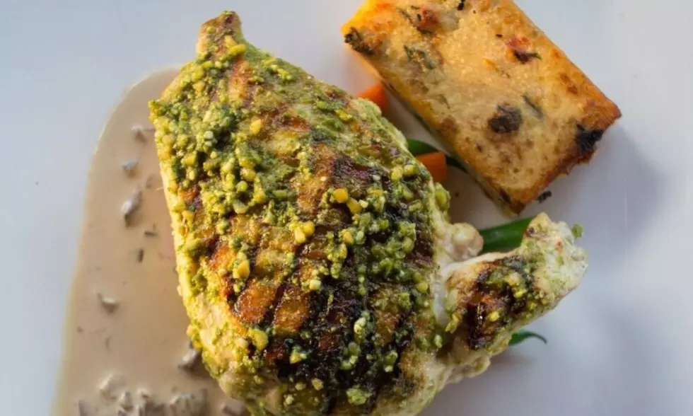 2-Hour Friday Lunch Cruise: Three-Course Banquet Lunch Meal and Drinks