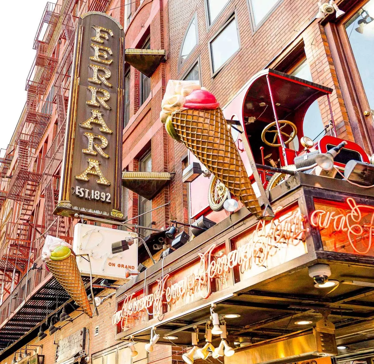 Food Tour Experience: Chinatown & Little Italy, NYC