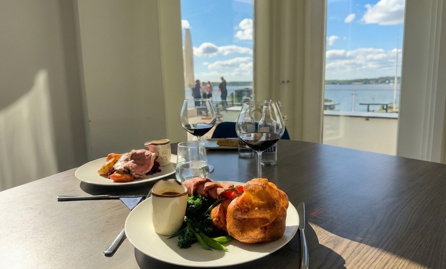 Image 9: 2 Course Sunday Lunch With a Glass of Wine for Two or Four