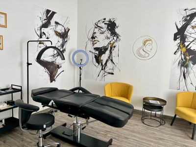 Permanent Make-Up: „Eyeliner“ - Beautyra Dortmund