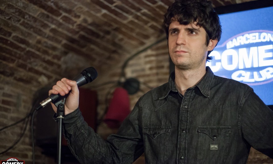 Image 2: Barcelona Comedy Club: entrada con consumición para 1, 2 o 4 personas