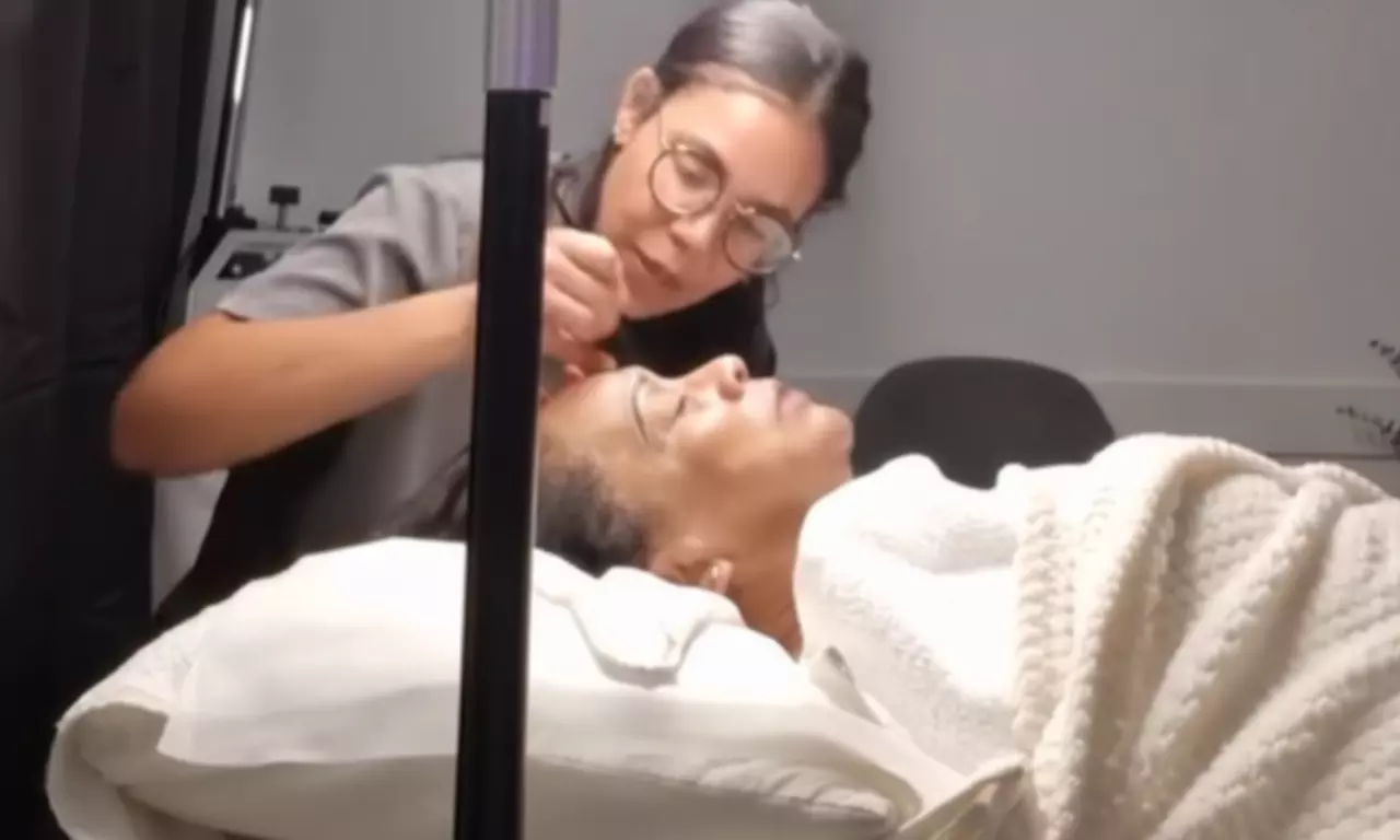 Transform with Brow Tint, Lint, Lamination or Hybrid Dye