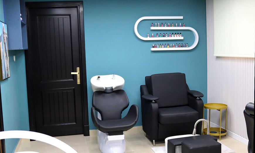 Image 7: Korean Head Spa, Oil Treatment, Neck & Shoulder Spa treatment,& More