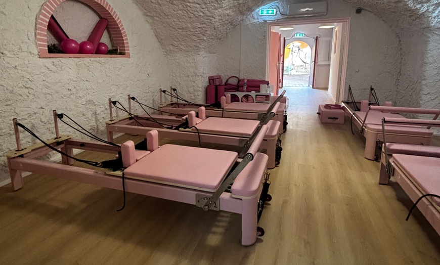 Image 1: Séance de pilate reformer avec coach chez Swan Pilates Cannes