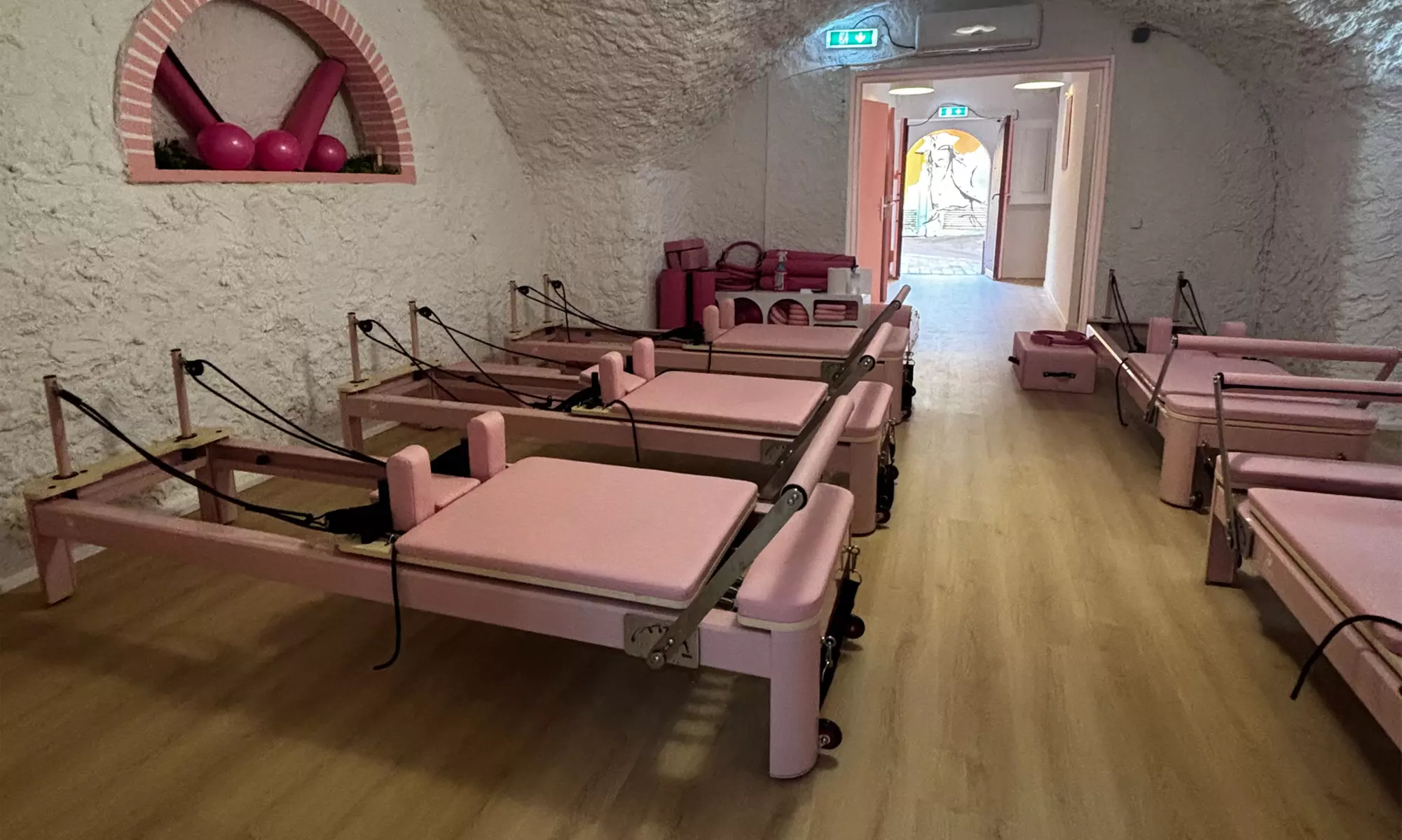 1, 3 ou 6 séances découverte de Pilate reformer de 50 min avec coach professionnelle (jusqu'à 43% de remise) - Primary Image