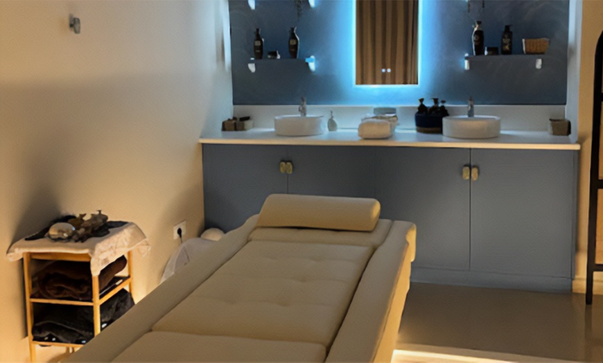 Image 2: Massage évasion relaxant d'1h ou 1h30