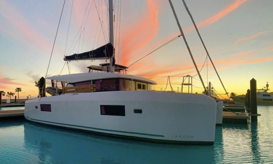 Image 8: Experience Miami's Waters on a Luxury Sailing Charter