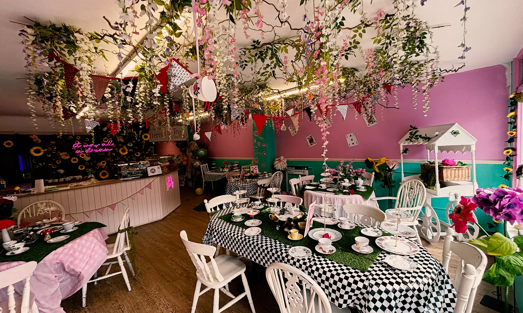 Decorate Cakes, Graze & Sip: Bring Your Own Booze for Fun Night