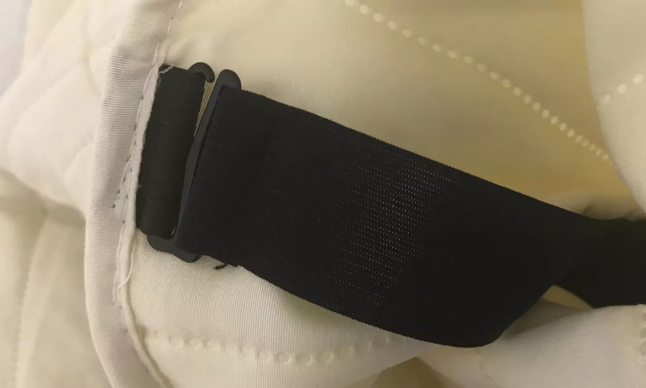 Wasserabweisender, wendbarer Bezug für Sessel oder Sofa