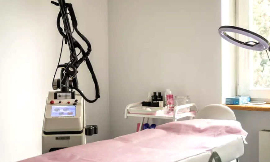 Image 3: Precyzyjne usuwanie zmian skórnych plazmą lub laserem