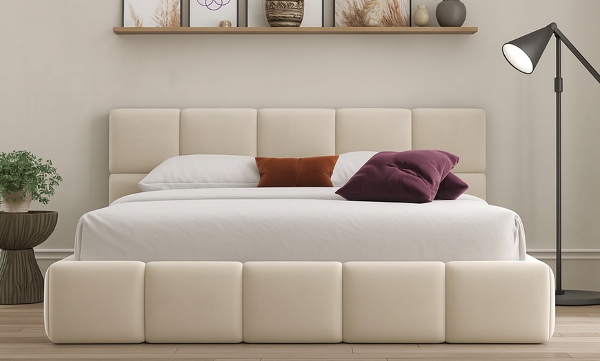 Image 10: DS Living Ovella Cubed Upholstered Bed