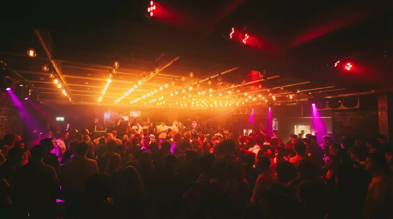 SWEET Samstags Cocktail Special: Cocktail Flat inkl. Eintritt