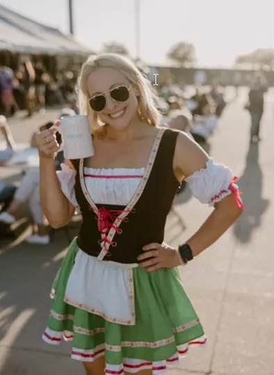 2 or 4 Tickets to Oktoberfest on 09/12/2025 with Souvenir Glasses