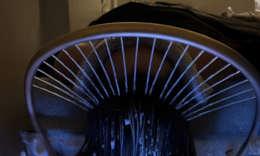 Image 3: Get a Japanese Head Spa w/ Scalp Massage -Signature or Royalty Package