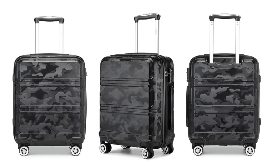 Image 2: Three Piece Fashion Camouflage Luggage Set