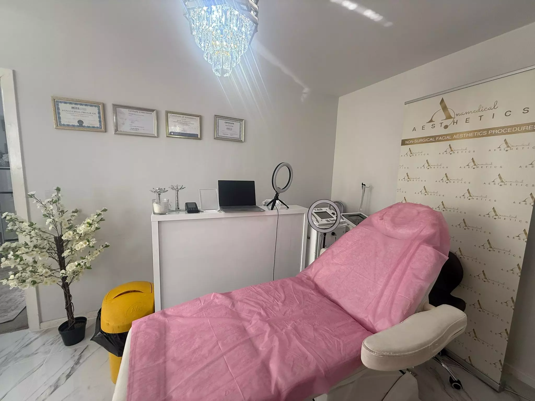 Up to 57% Off on HIFU Facial Treatment + Consultation