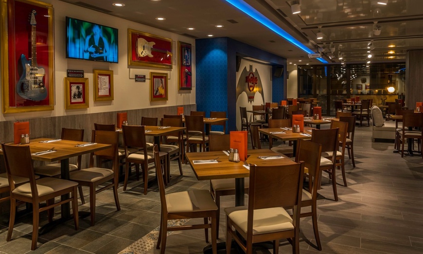 Image 12: 3 menús a elegir para 2 personas en Hard Rock Cafe Valencia